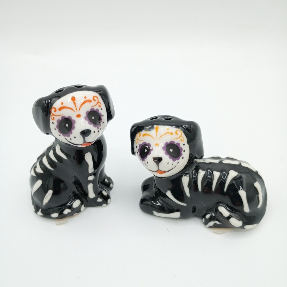 Cracker Barrel Halloween Sugar Skull Puppy Dog Salt And Pepper Set New